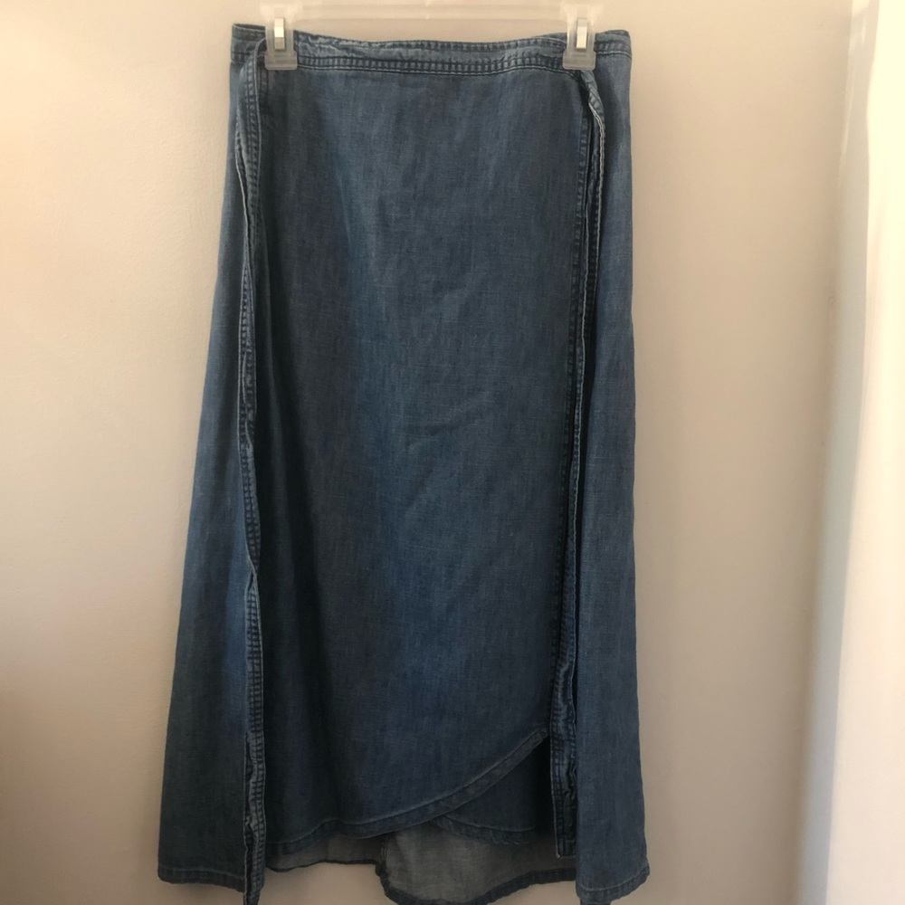 GAP Denim Midi Skirt in Blue